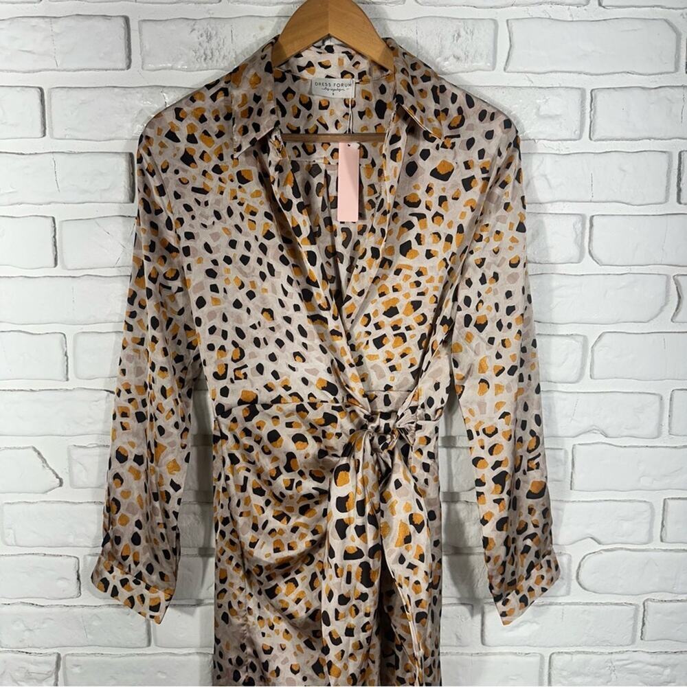 NEW Dress Forum Untamed Surplice Cheetah Wrap Midi Dress Size Small - Picture 7 of 11